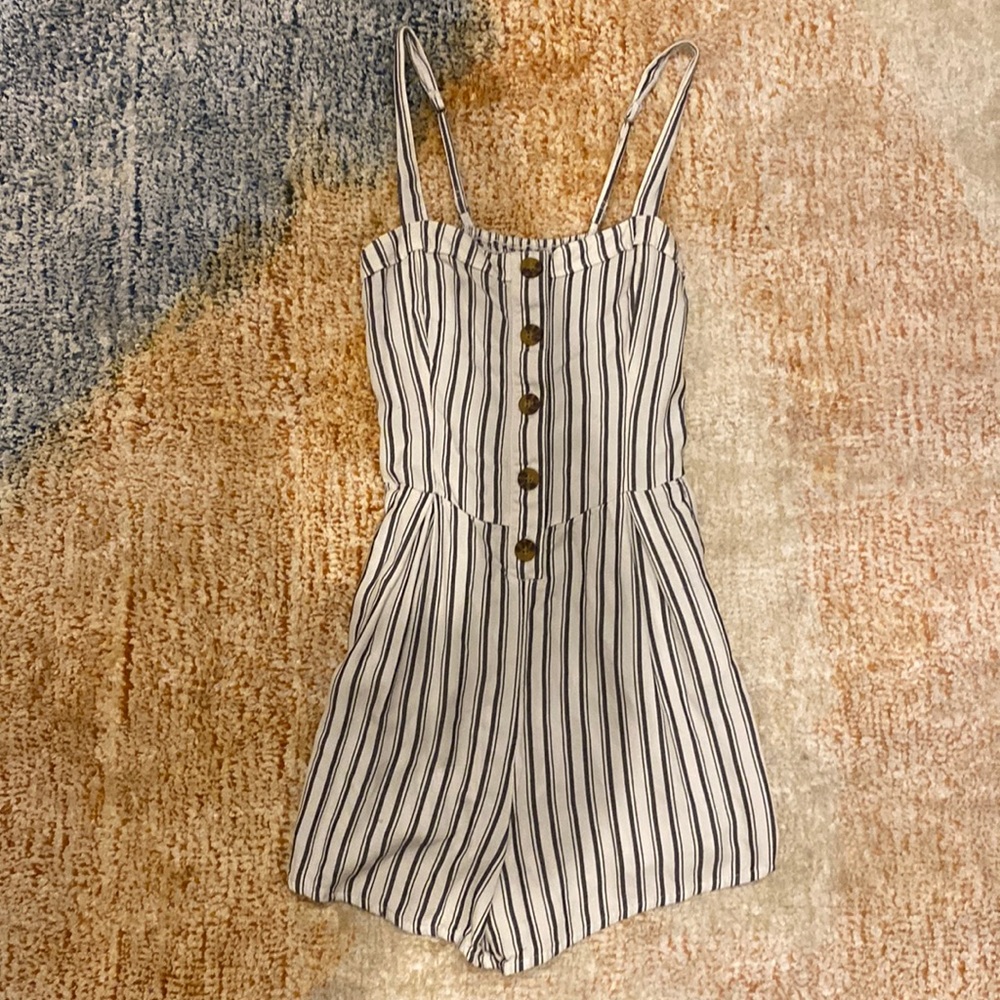 Hollister striped romper. Size: XS